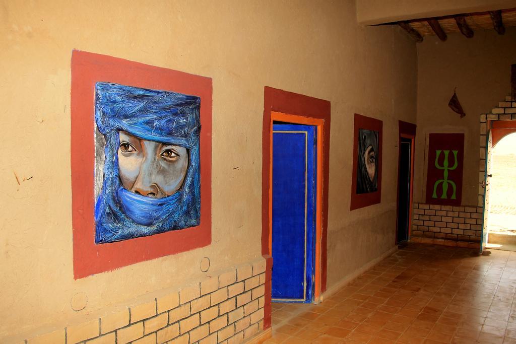 Hôtel La Gazelle Bleue à Merzouga Extérieur photo