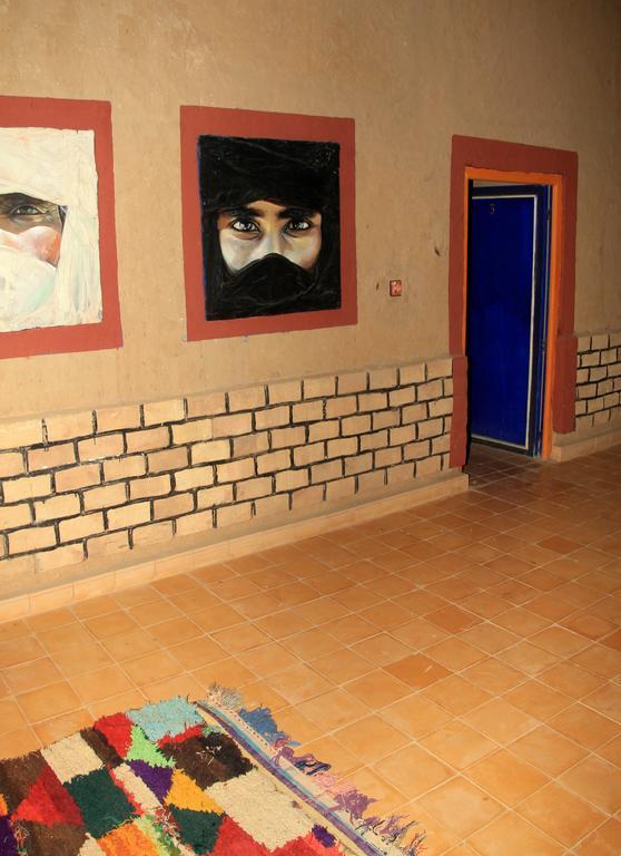 Hôtel La Gazelle Bleue à Merzouga Extérieur photo