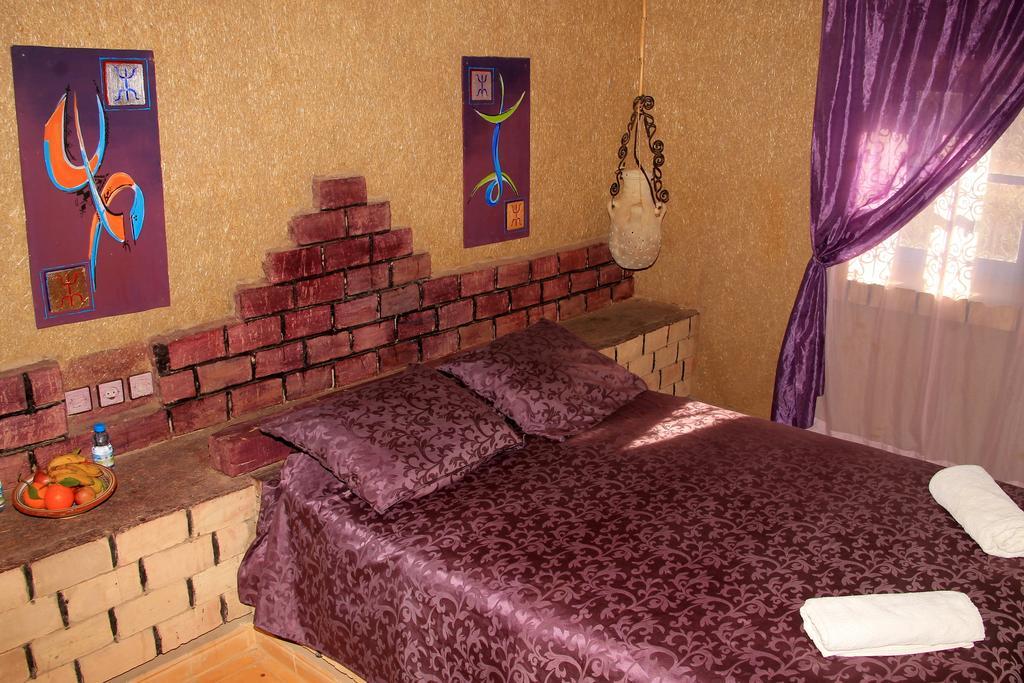 Hôtel La Gazelle Bleue à Merzouga Chambre photo