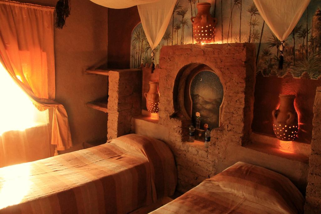 Hôtel La Gazelle Bleue à Merzouga Extérieur photo