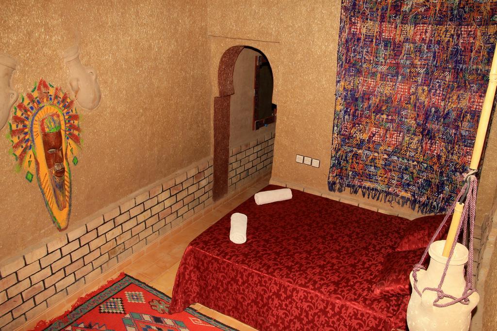 Hôtel La Gazelle Bleue à Merzouga Extérieur photo